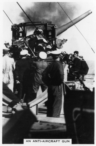 An Anti-Aircraft Gun on Board HMS Nelson, 1937 by Unbekannt