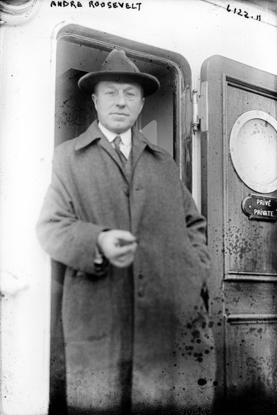 Andre Roosevelt (1879-1962) (b/w photo) by Unbekannt