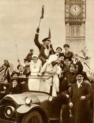Armistice Day, London, 11 November 1918 by Unbekannt