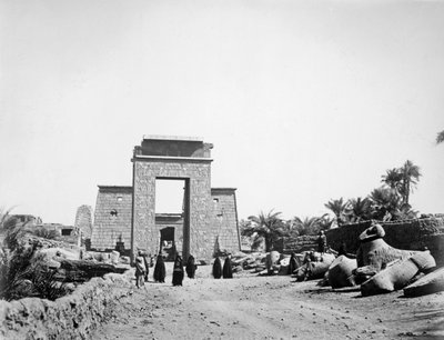Avenue of Sphinxes, Karnak, Egypt by Unbekannt