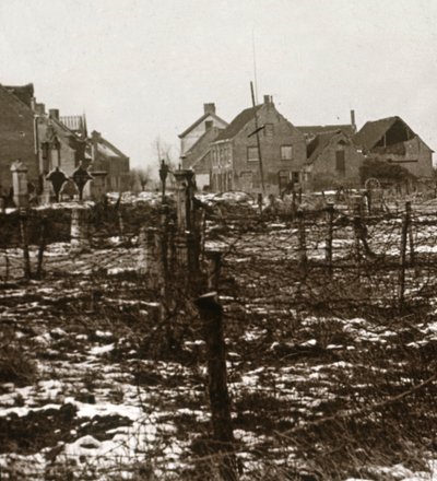 Barbed wire, Nieuwkapelle, Flanders, Belgium by Unbekannt