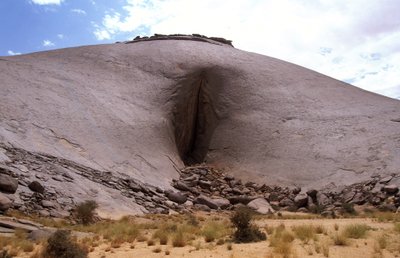 Ben Amira monolith in Adrar by Unbekannt