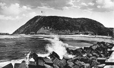 Bluff and Lighthouse, Durban, South Africa by Unbekannt