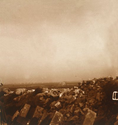 Bombardment, c1914-c1918 by Unbekannt