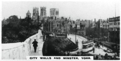 City Walls and Minster, York, c1920s by Unbekannt