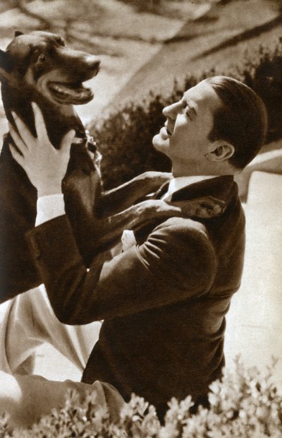 Clive Brook, English actor, 1933 by Unbekannt
