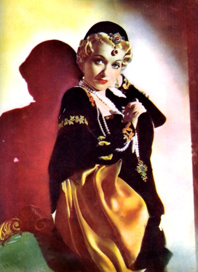 Constance Bennett, American actress, 1934-1935 by Unbekannt