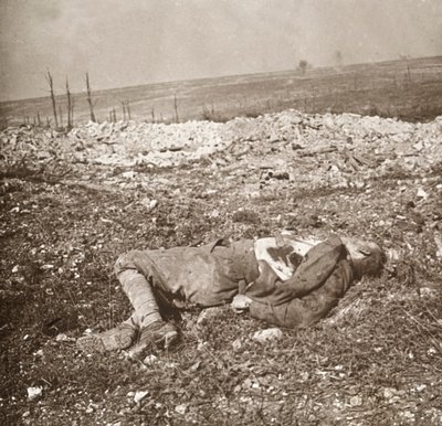 Dead German soldier, Verdun, northern France, c1914-c1918 by Unbekannt