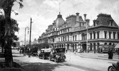 Estacion Constitucion, Buenos Aires, Argentina by Unbekannt