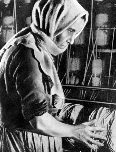 Female Factory Worker, Moscow by Unbekannt