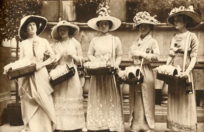 First Alexandra Rose Day, 21 June 1912 by Unbekannt