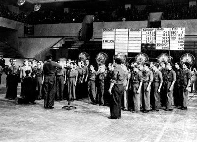 French national lottery draw, German-occupied Paris, August 1941 by Unbekannt