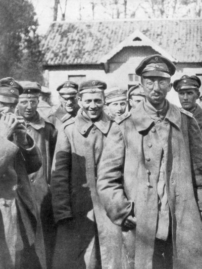 German Prisoners Taken on 18 April 1918, France by Unbekannt