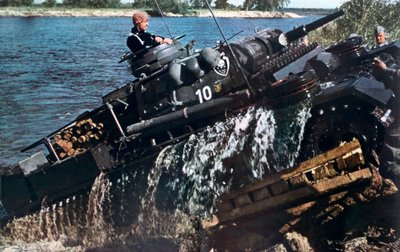 German Tank Fording a River, Russia, 1941 by Unbekannt
