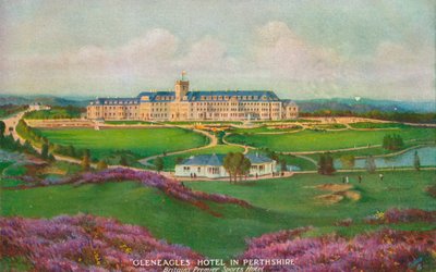 Gleneagles Hotel in Perthshire by Unbekannt
