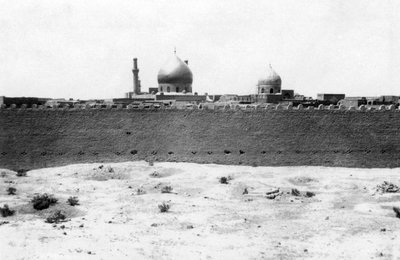 Golden Dome of the Samarra Mosque, Mesopotamia by Unbekannt