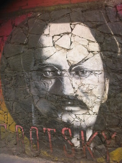 Graffiti of Leon Trotsky by Unbekannt