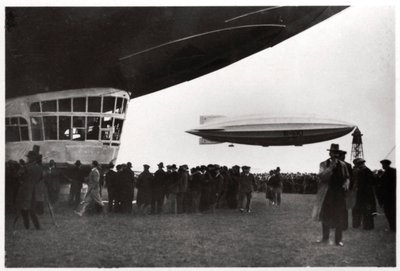 HM Airship R100, 1930 by Unbekannt