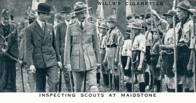 Inspecting Scouts at Maidstone, 1929-1937 by Unbekannt