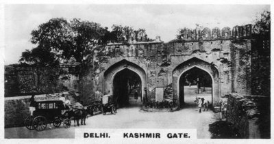 Kashmir Gate, Delhi, India by Unbekannt