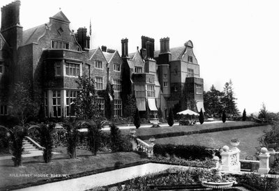 Killarney House, c1882 by Unbekannt