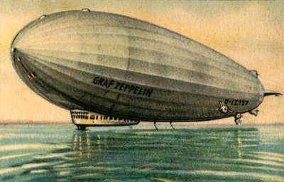 LZ 127 Graf Zeppelin by Unbekannt