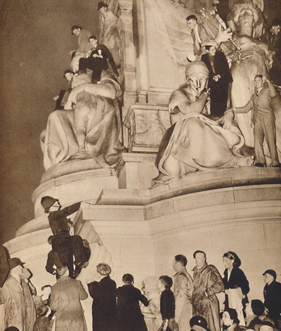 London Grandstand, 1937 by Unbekannt