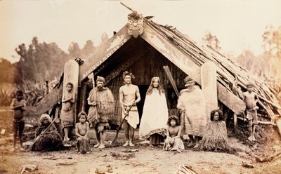 Maori Family, New Zealand by Unbekannt