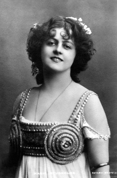 Marie Studholme 1875-1930, English actress, 1900s by Unbekannt