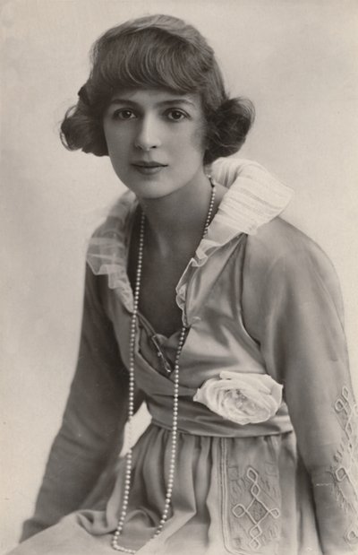 Miss Julia James by Unbekannt