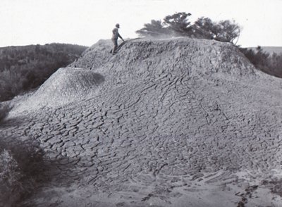 Mud Volcano Waiotapu by Unbekannt