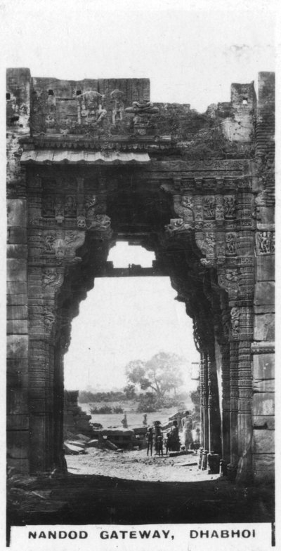 Nandod Gateway, Dhabhoi, India by Unbekannt