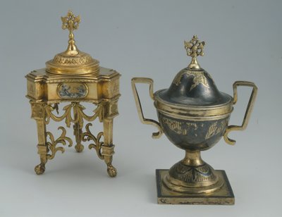 Presentation Salt Cellars by Unbekannt
