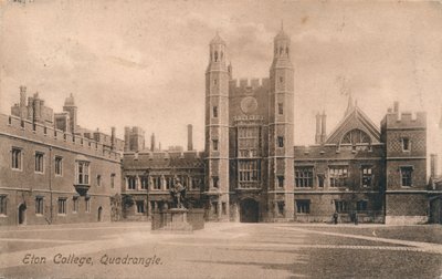 Quadrangle, Eton College, Berkshire, c1905 by Unbekannt