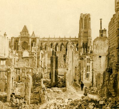 Reims Cathedral, Reims, northern France, c1914-c1918 by Unbekannt