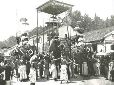 Religious Procession, Colombo, Ceylon by Unbekannt