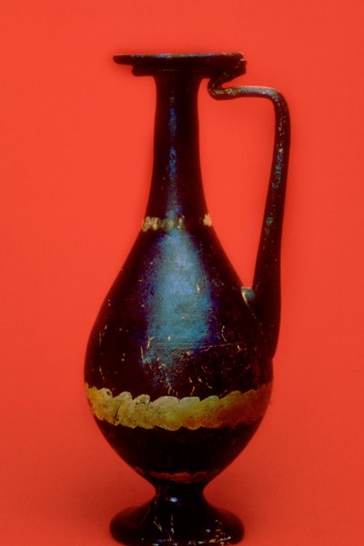 Roman vase, 350-450 AD by Unbekannt
