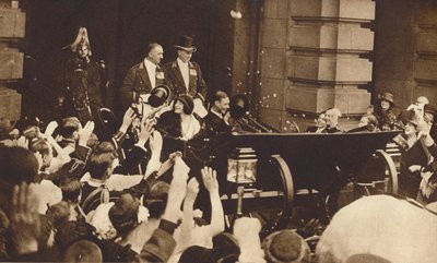 Rose-Petal Shower, 26 April 1923 by Unbekannt
