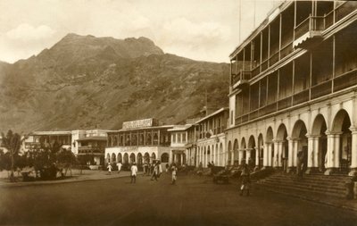 Round the Crescent, Aden by Unbekannt