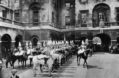 Royal Horse Guards, Changing Guard, London by Unbekannt