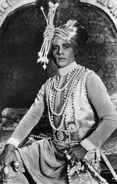 Rudolph Valentino 1895-1926 in The Young Rajah, 1922 by Unbekannt