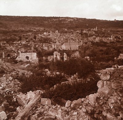 Ruins, Anizy-le-Château, Northern France, c1914-c1918 by Unbekannt