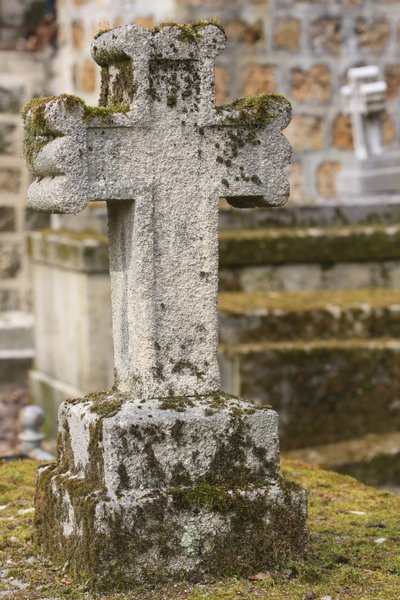 Stone Cross, Paris by Unbekannt