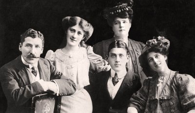 The Dare Family, Early 20th Century by Unbekannt