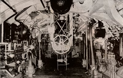 The Engine Room of a Holland Submarine, c1916 by Unbekannt