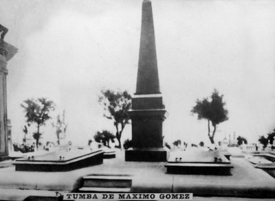 The Grave of Maximo Gomez by Unbekannt