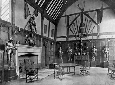 The Hall at Ockwells Manor, Berkshire, 1905 by Unbekannt