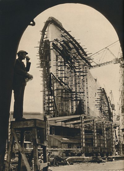 The Massive Hull, partly placed by Unbekannt