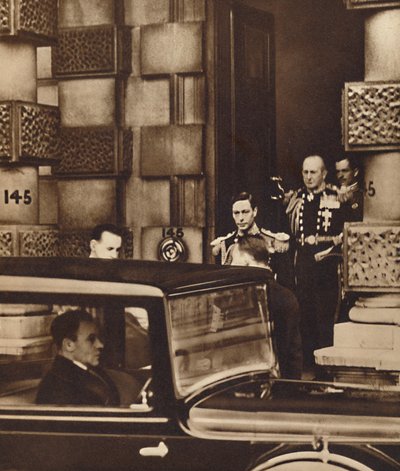The New Reign Dawns, 1936-1937 by Unbekannt