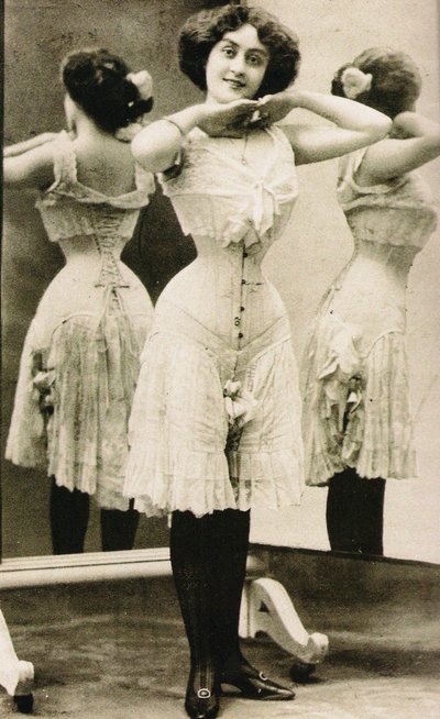 Victorian corset, End 1890s by Unbekannt